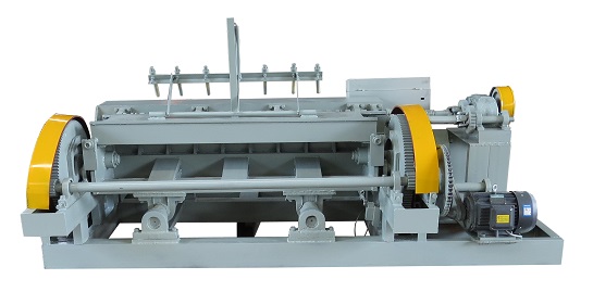 小直径原木贴面机